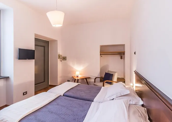 Entro Le Mura Bed & Breakfast 3*