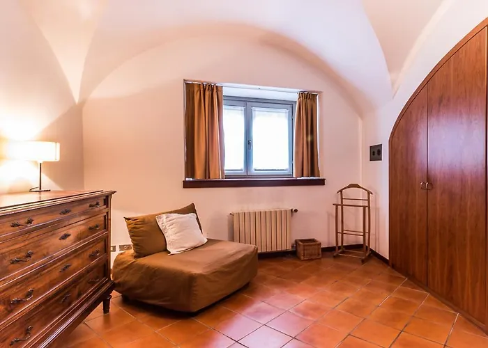 Entro Le Mura Bed & Breakfast 3*