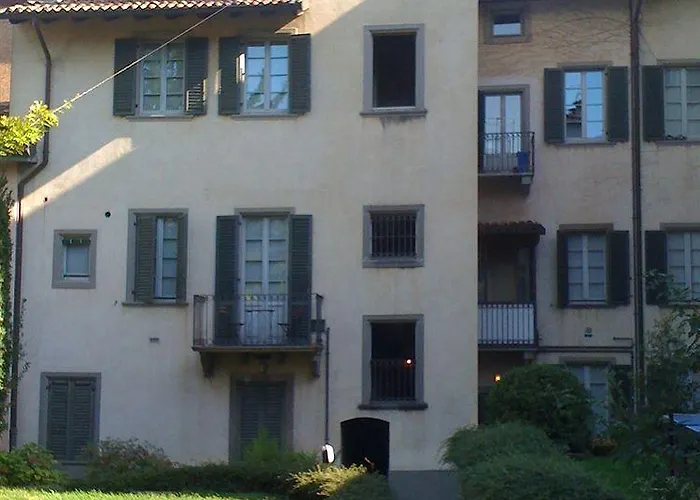 Bed & Breakfast Entro Le Mura 3*